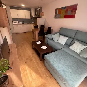 Fantastico piso con terraza en corazón de Fenals Apartamento